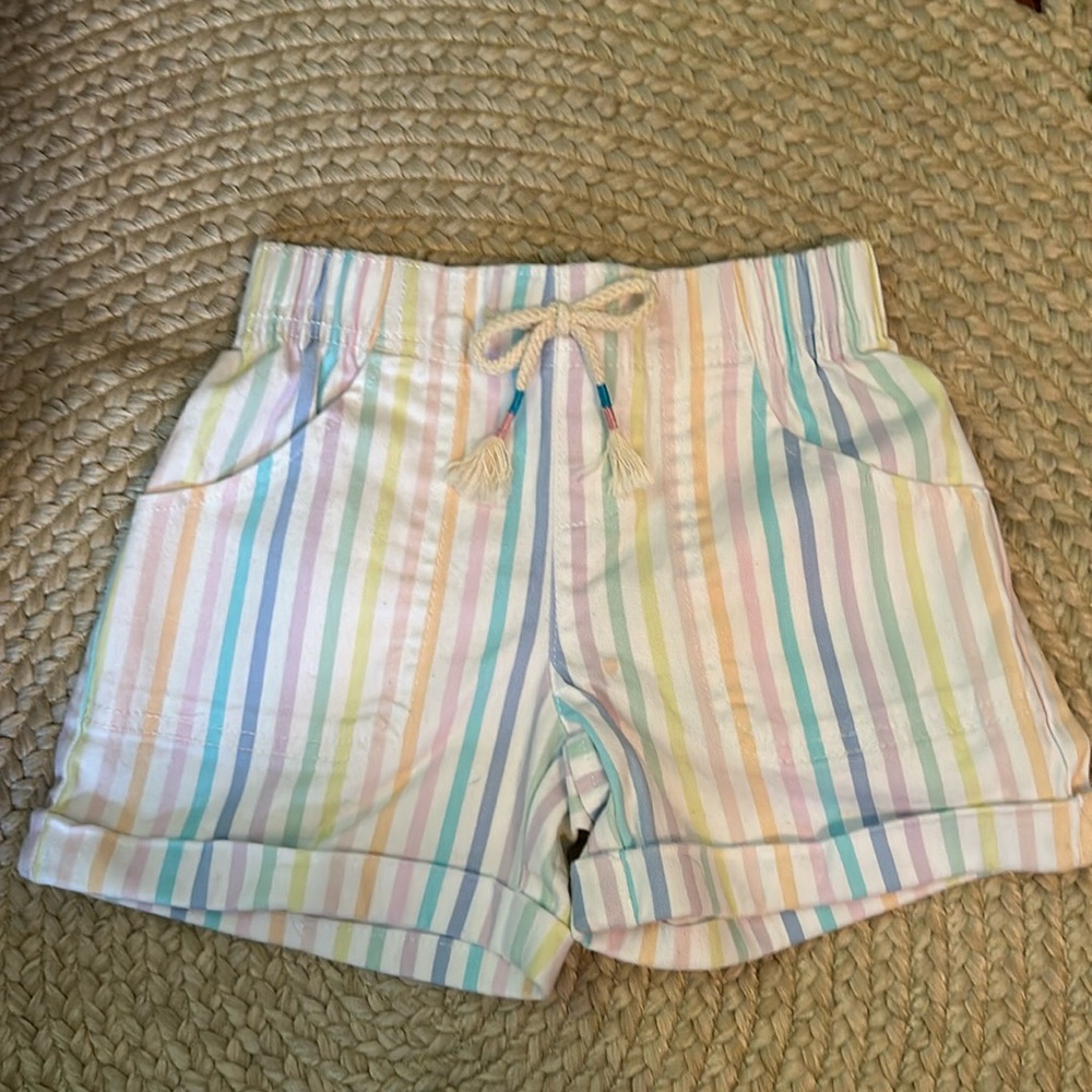 Cute summer shorts size 4/5